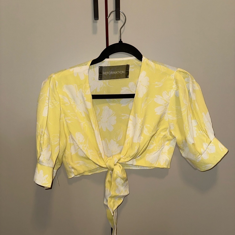 REFORMATION Yellow Floral cropped top Size Small